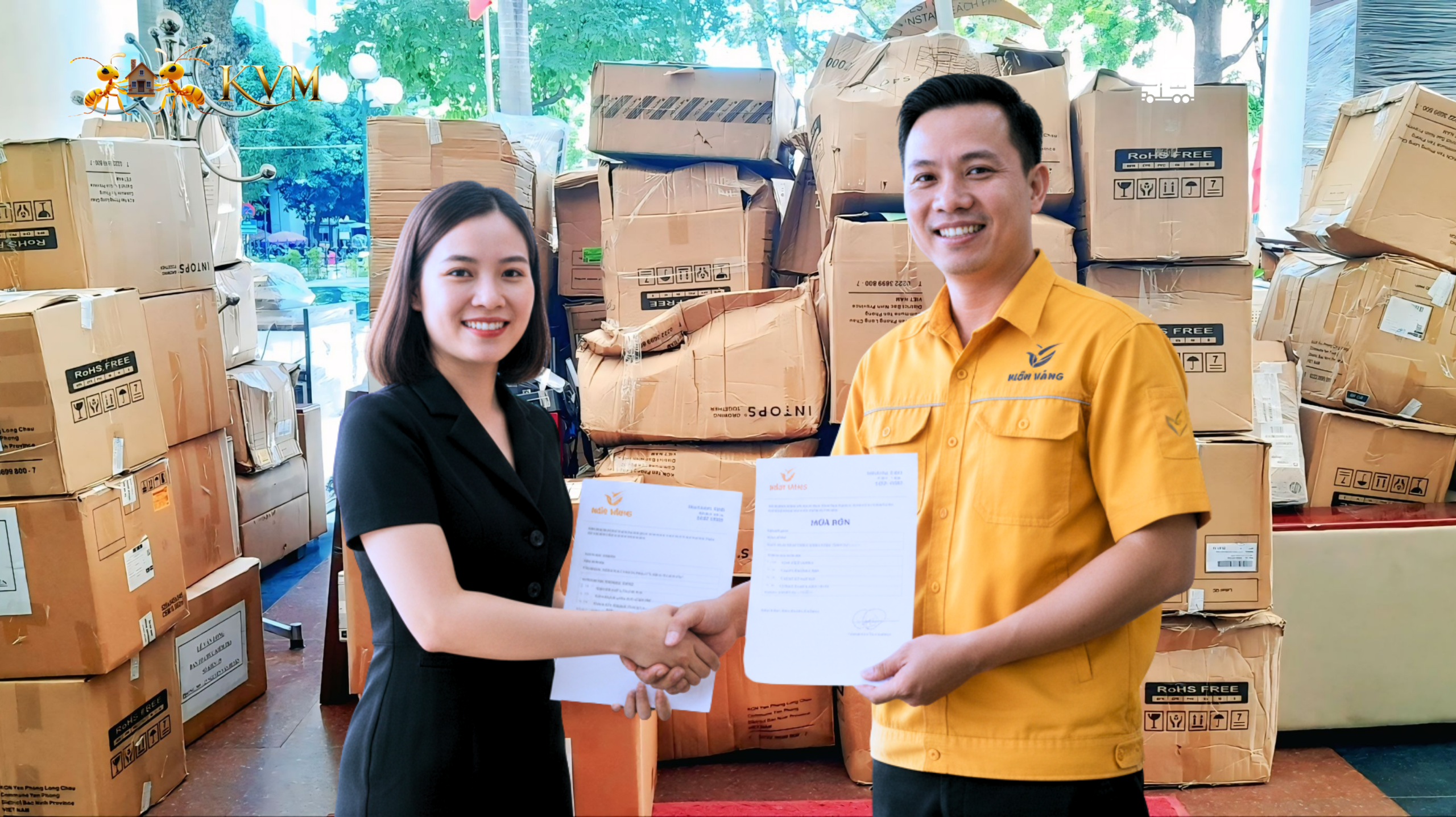 Dịch vụ chuyển văn phòng trọn gói có đầy đủ hợp đồng, hóa đơn